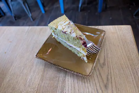 Vizyon Patisserie photo 2